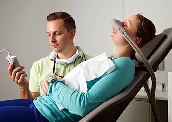 Dr. med. dent. Daniel Hoyer image Dr. med. dent. Daniel Hoyer