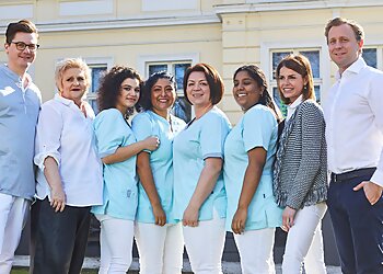 Dr. med. dent. Denis Paksoy photo Dr. med. dent. Denis Paksoy