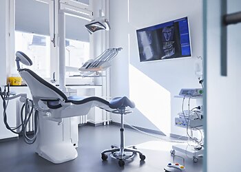 Dr. med. dent. Denis Paksoy image Dr. med. dent. Denis Paksoy