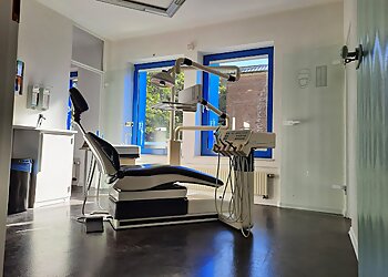 Dr. med. dent. D. Özkaya-Schulz - ZAHNARZTPRAXIS ZAHNART image Dr. med. dent. D. Özkaya-Schulz - ZAHNARZTPRAXIS ZAHNART