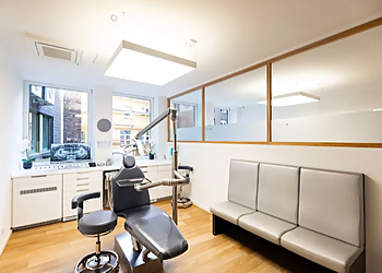 Dr. med. dent. Kai Hagemann image Dr. med. dent. Kai Hagemann