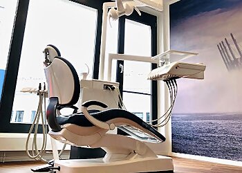 Dr. med. dent. Lucille Riecke image Dr. med. dent. Lucille Riecke