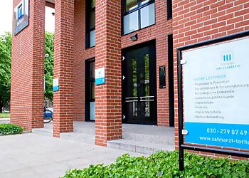 Dr. med. dent. Patrick Prinz - TORHAUS-IHRE ZAHNÄRZTE photo Dr. med. dent. Patrick Prinz - TORHAUS-IHRE ZAHNÄRZTE