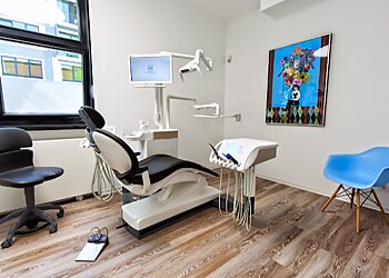 Dr. med. dent. Patrick Prinz - TORHAUS-IHRE ZAHNÄRZTE image Dr. med. dent. Patrick Prinz - TORHAUS-IHRE ZAHNÄRZTE