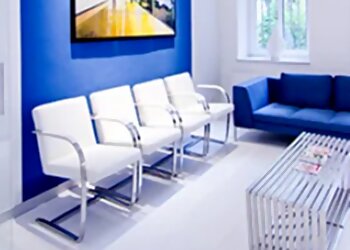 Dr. med. dent. Rasmus Sperber - SACHSEN PRAXEN image Dr. med. dent. Rasmus Sperber - SACHSEN PRAXEN