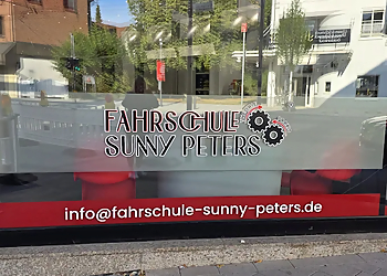 FAHRSCHULE SUNNY PETERS