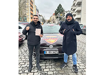 Fahrschule Sevim U-Bhf Osloer Straße image Fahrschule Sevim U-Bhf Osloer Straße