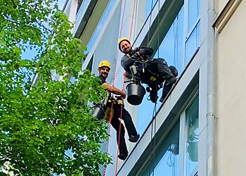 Fensterputzer Berlin.de photo Fensterputzer Berlin.de