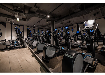 3 Best Fitness studios in Dusseldorf, DE - Expert Recommendations