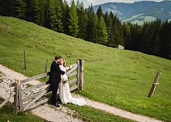 Ganz in Weise image Ganz in Weise