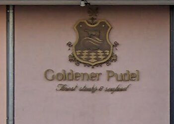 Goldener Pudel photo Goldener Pudel