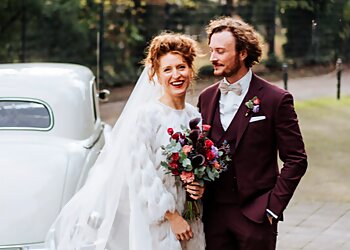 Gülten Hamidanoglu image Gülten Hamidanoglu