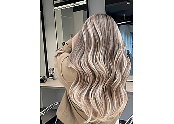 HAIR & FRIENDS