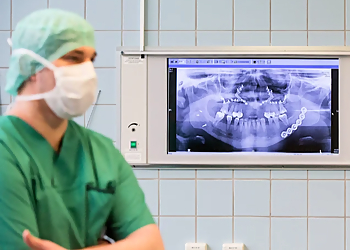 Priv.-Doz. Dr. Dr. Johannes Wikner - HELIOS Klinikum Erfurt Mund-, Kiefer-, Gesichtschirurgie, Plast photo Priv.-Doz. Dr. Dr. Johannes Wikner - HELIOS Klinikum Erfurt Mund-, Kiefer-, Gesichtschirurgie, Plast