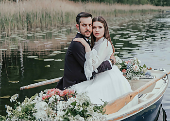 Ideal Moments photo Ideal Moments