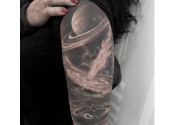 Jenny B.-Studio Tattoo & Piercing