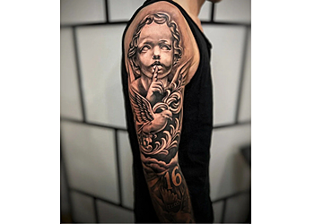 KING Tattoo-Piercing