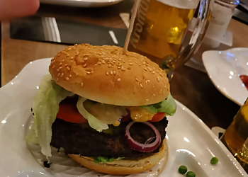 Kellys Sportsbar