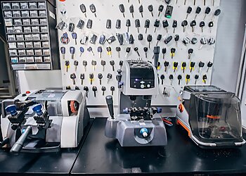 Kent Schlüsseldienst & Türöffnung Berlin image Kent Schlüsseldienst & Türöffnung Berlin