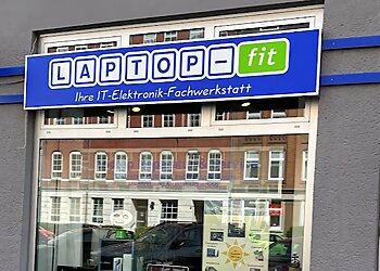 LAPTOP-FIT
