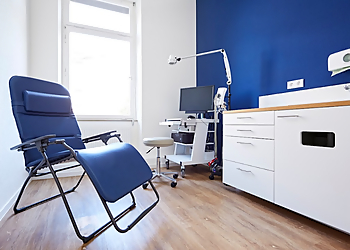 Dr. med David Lewis - LEWIS NEUROLOGIE image Dr. med David Lewis - LEWIS NEUROLOGIE