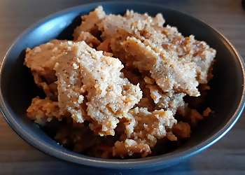 Manjal