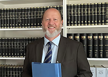 Michael Kirchhofer - Rechtsanwaltskanzlei Kirchhofer & Becker