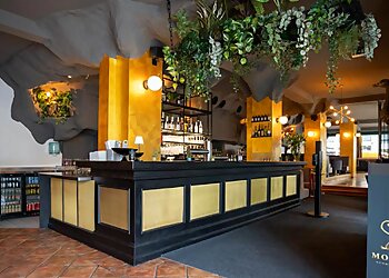 Monos Kassel photo Monos Kassel