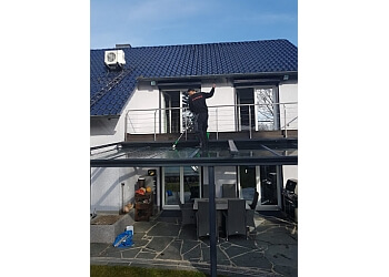 Montys Reinigung image Montys Reinigung