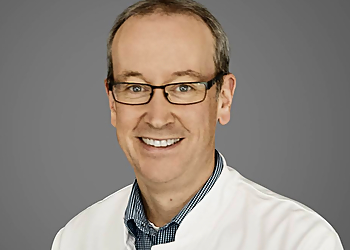 Dr. med Oliver Niehoff - Facharzt-Zentrum an der Oper 