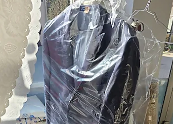 Pinguin Reinigungsannahme photo Pinguin Reinigungsannahme