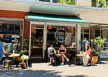 Plants & Cakes photo Plants & Cakes