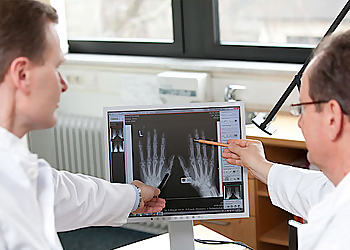 Priv.-Doz. Dr. med. Helmut Franck - Schwerpunktpraxis für Rheumatologie und Endokrinologie photo Priv.-Doz. Dr. med. Helmut Franck - Schwerpunktpraxis für Rheumatologie und Endokrinologie