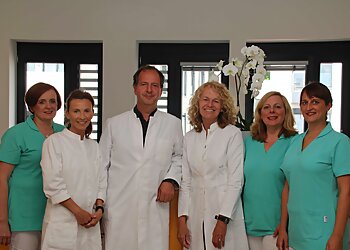 Prof. Dr. A.S. med. Stephen Petersen - ENDOC PRACTICE FOR ENDOCRINOLOGY AND ANDROLOGY photo Prof. Dr. A.S. med. Stephen Petersen - ENDOC PRACTICE FOR ENDOCRINOLOGY AND ANDROLOGY