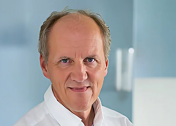 Prof. Dr. Christian Wüster