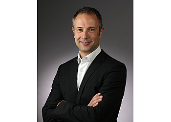 Prof. Dr. med. Holger G. Gassner - Finesse Center für plastische Gesichtschirurgie Prof. Dr. med. Holger G. Gassner - Finesse Center für plastische Gesichtschirurgie