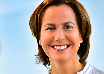 Prof. Dr. med. Maria Schäfers - Neuropraxis Paderborn Prof. Dr. Maria Schäfers Prof. Dr. med. Maria Schäfers - Neuropraxis Paderborn Prof. Dr. Maria Schäfers