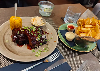 Q1 - Metropolitan Kitchen & Bar image Q1 - Metropolitan Kitchen & Bar