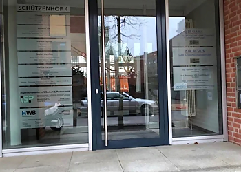 Rechtsanwältin Meliha Karatas photo Rechtsanwältin Meliha Karatas