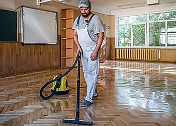 Skyline Glas & Gebäudereinigung Bielefeld image Skyline Glas & Gebäudereinigung Bielefeld