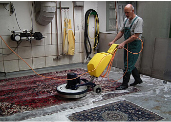 Thomas Movaghar Teppichwäscherei und Reparatur photo Thomas Movaghar Teppichwäscherei und Reparatur