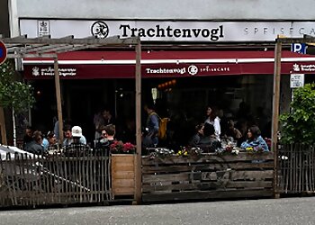 Trachtenvogl photo Trachtenvogl