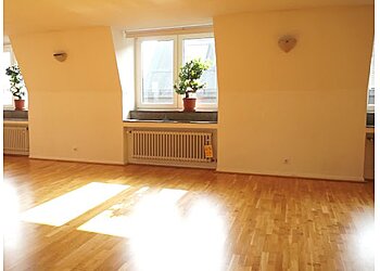 Tripada Akademie für Gesundheit und Yoga image Tripada Akademie für Gesundheit und Yoga