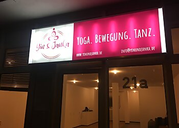 Yin und Janka image Yin und Janka