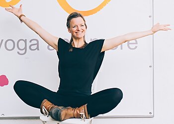 flow-yoga and more