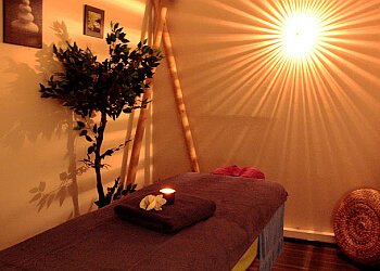 the tree - Massage Lounge